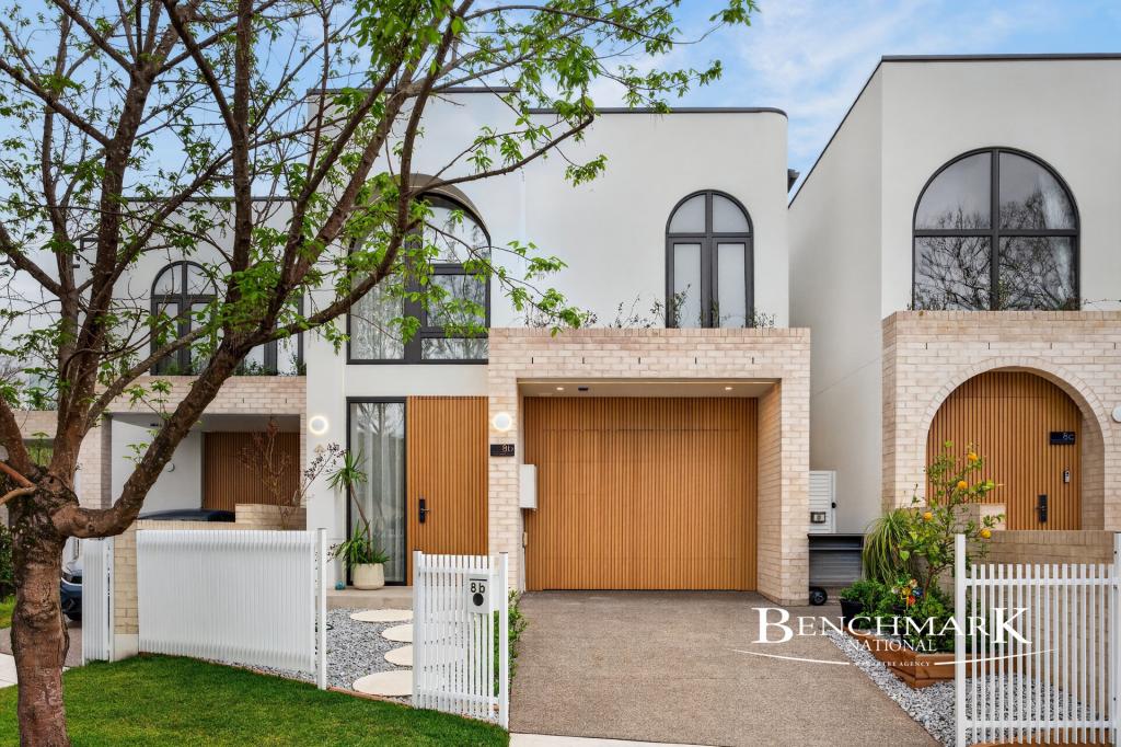 8B ANCURA CT, WATTLE GROVE, NSW 2173