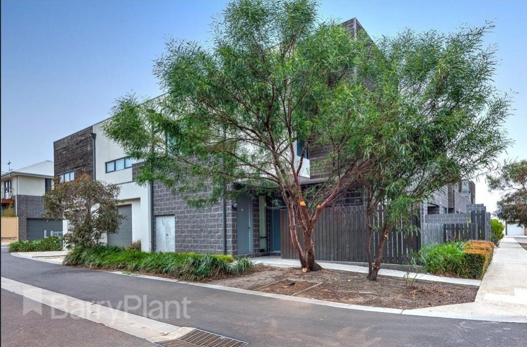 5/11 Monckton Pl, Caroline Springs, VIC 3023