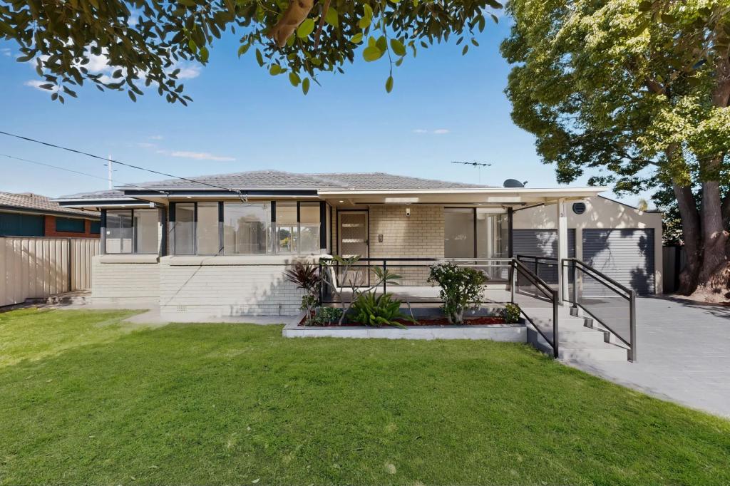 3 Eloura St, Dharruk, NSW 2770