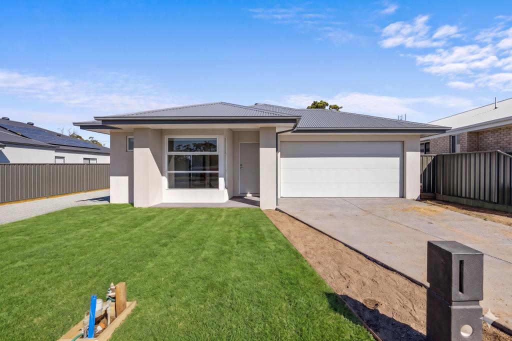 45 Golf Links Rd, Ararat, VIC 3377