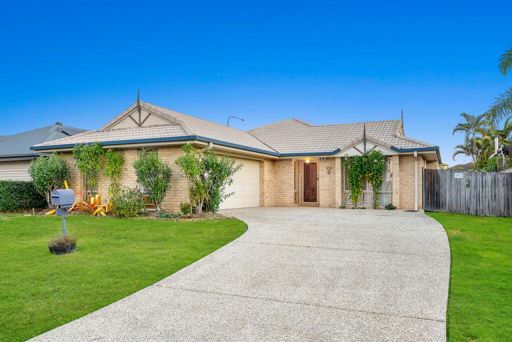 2 Whitfield Cres, North Lakes, QLD 4509