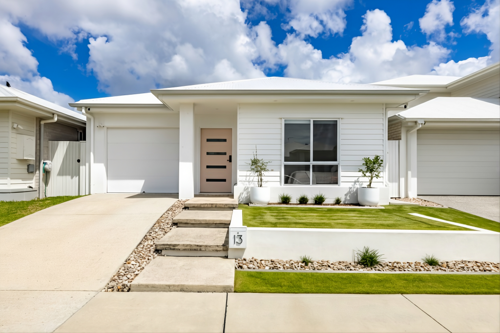 13 Cape Barren Cct, Banya, QLD 4551