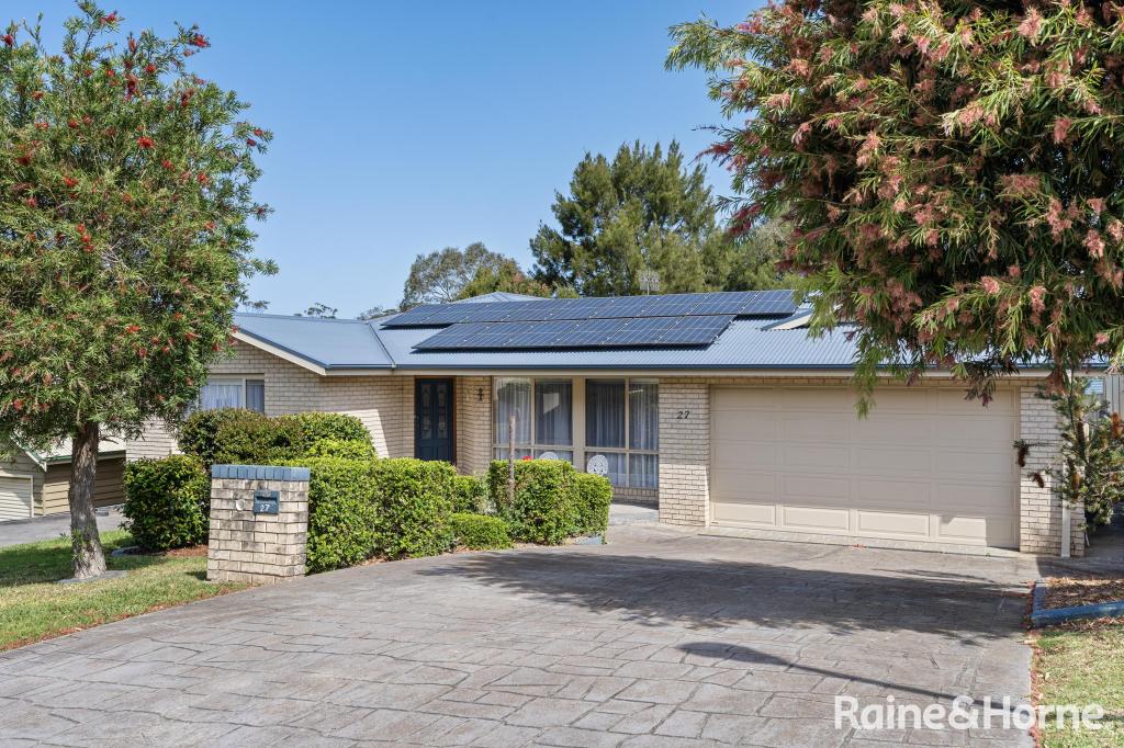 27 Huntingdale Dr, Mollymook, NSW 2539