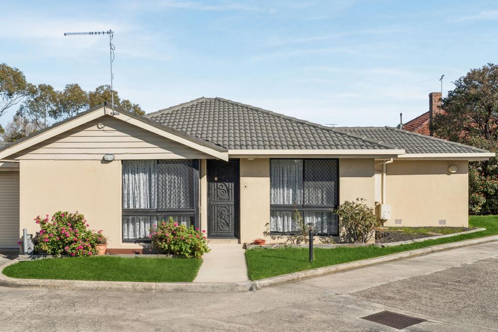 10/1 Kingsville St, Kingsville, VIC 3012