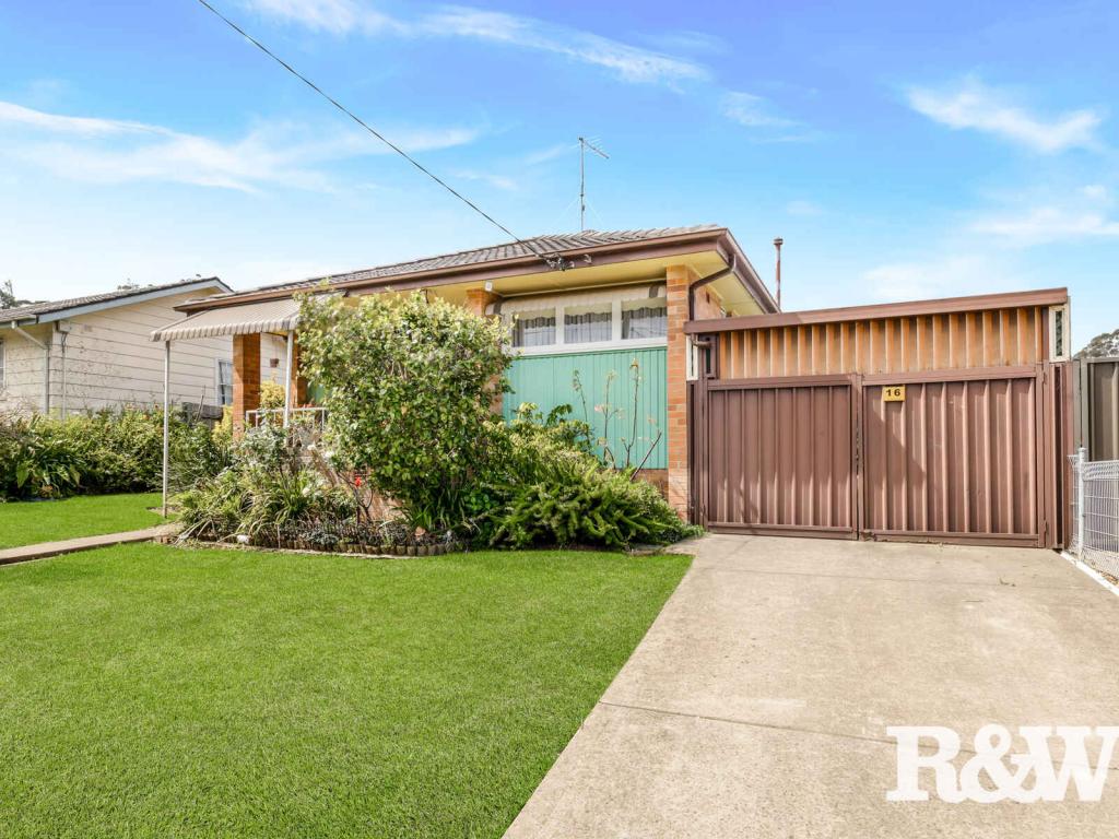 16 Torres Cres, Whalan, NSW 2770