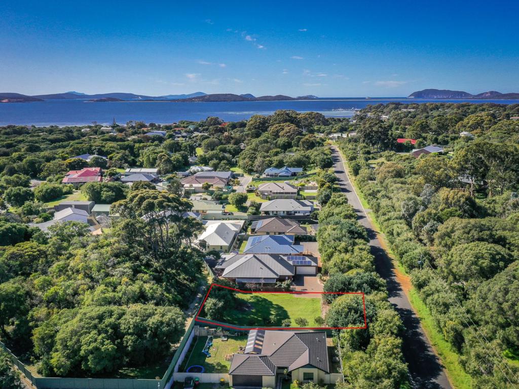 76 WILSON ST, LITTLE GROVE, WA 6330