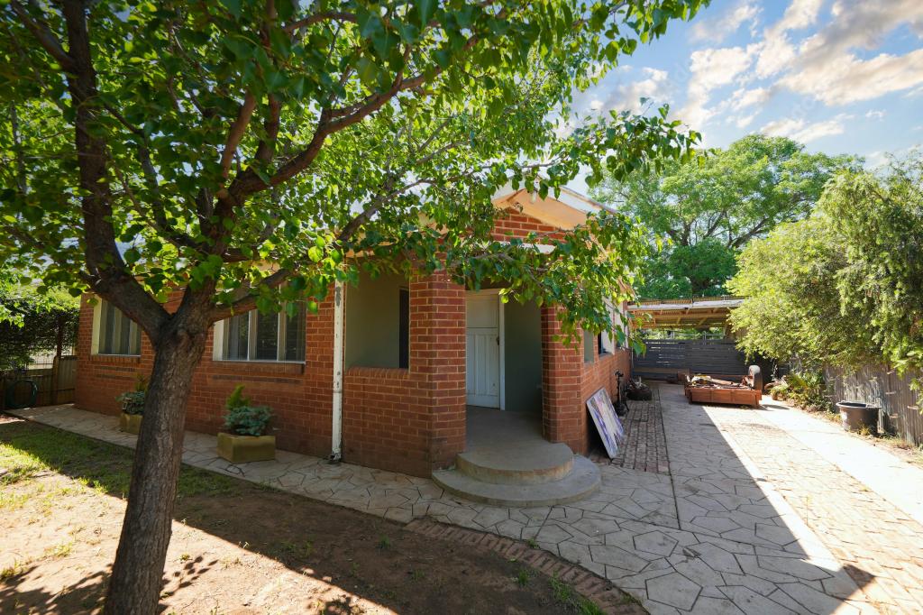 35 Pearce St, Parkes, NSW 2870