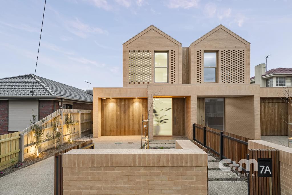 7A STENNIS ST, PASCOE VALE, VIC 3044