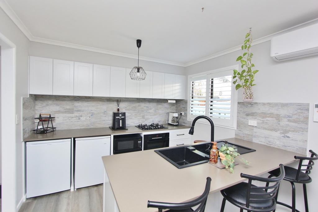4/478 OCEAN DR, LAURIETON, NSW 2443