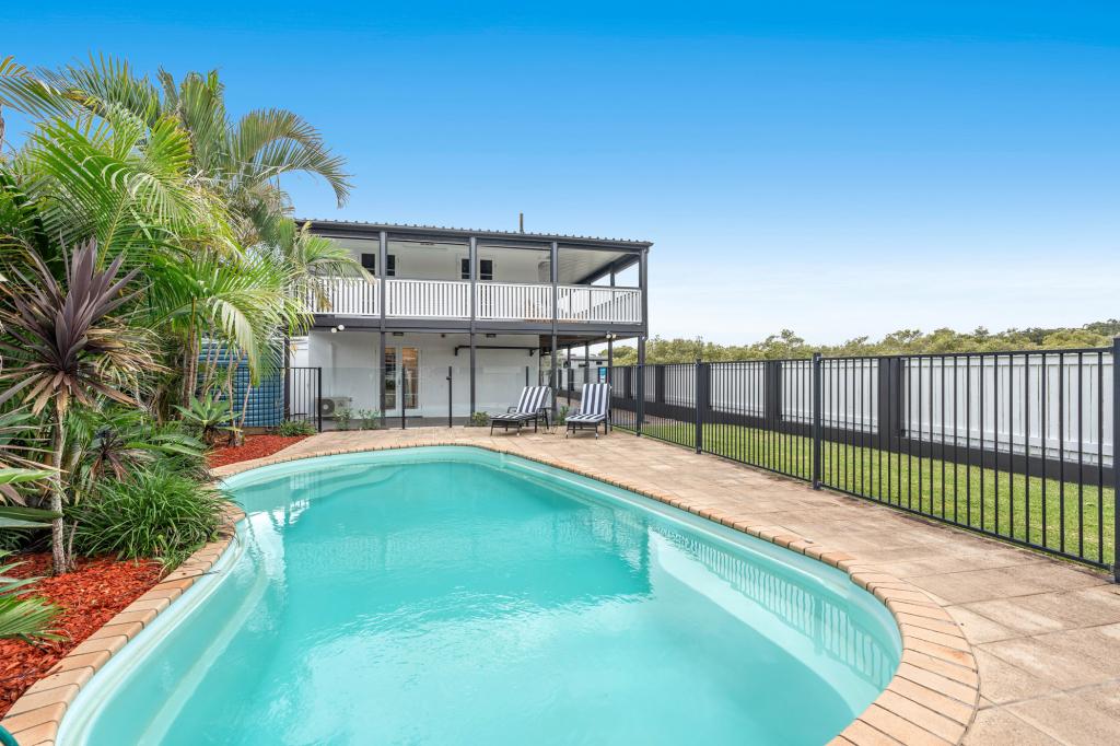 45 BELLEVUE PDE, LOTA, QLD 4179