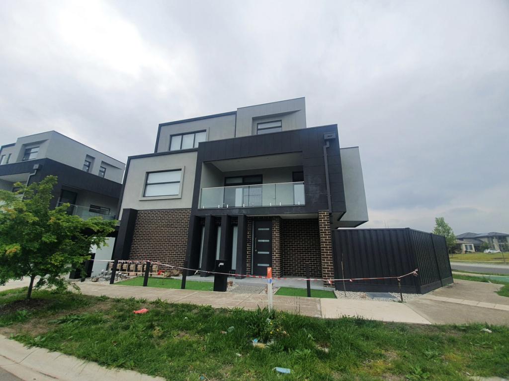 2/69 Dawnview Cres, Roxburgh Park, VIC 3064