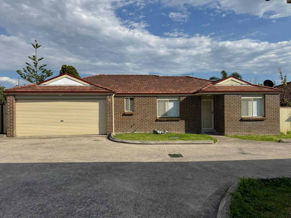 3/2 Literature Pl, Blackett, NSW 2770