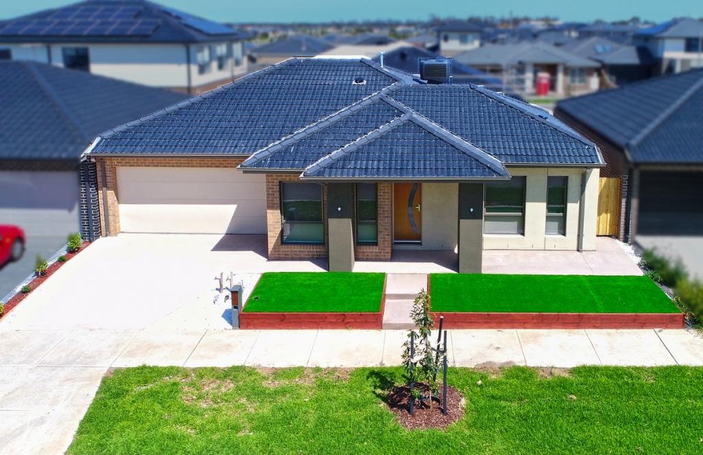 3 LAVAL ST, WYNDHAM VALE, VIC 3024