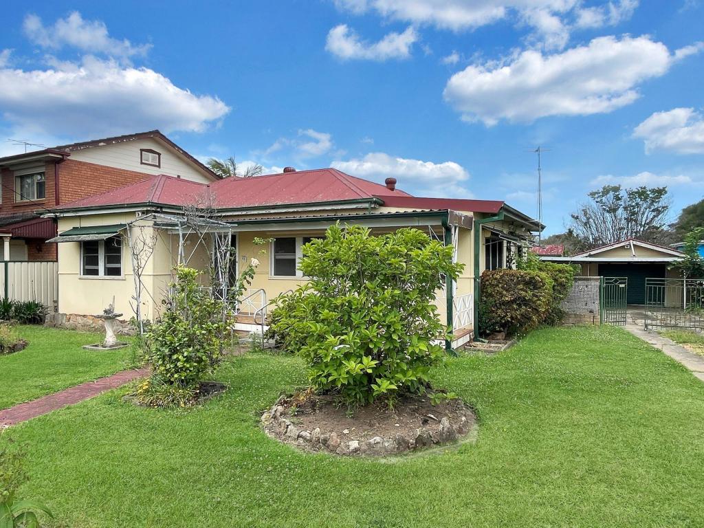 32 Loftus St, Fairfield East, NSW 2165