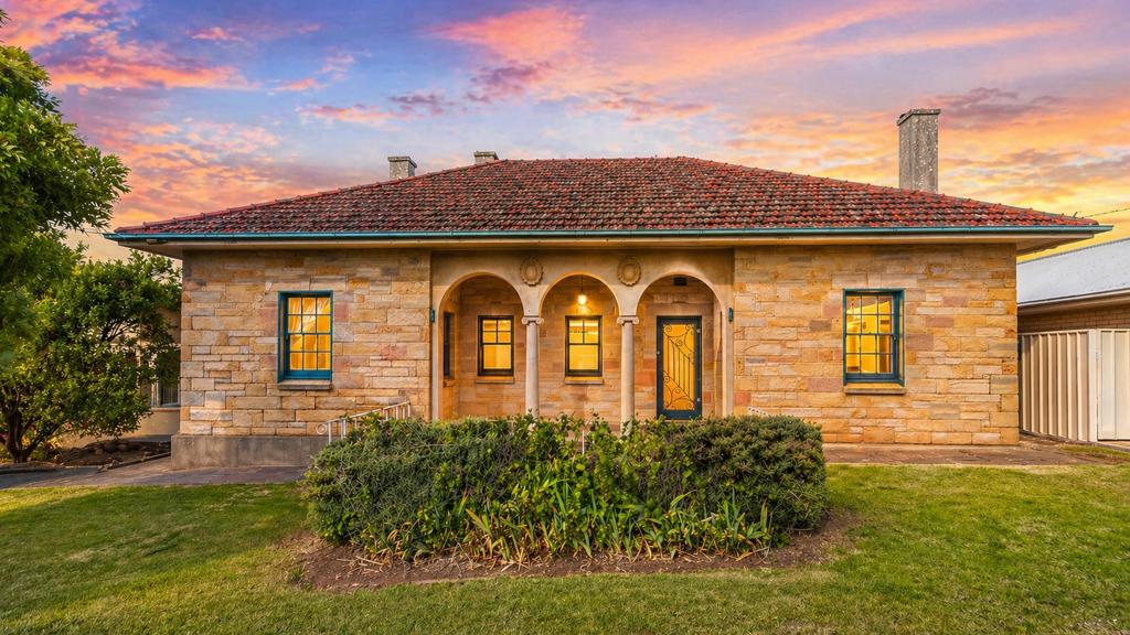 25 King St, Clare, SA 5453