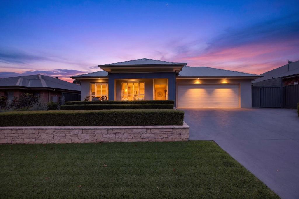 10 Sutherland St, Cobbitty, NSW 2570
