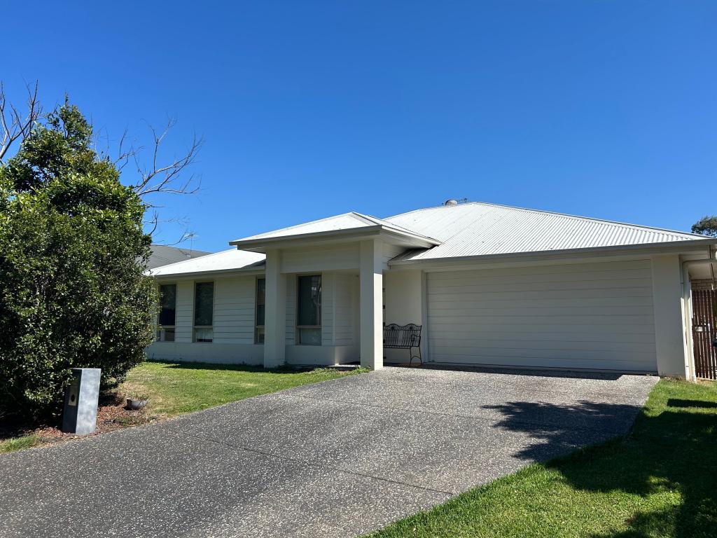 5 Mac St, Bridgeman Downs, QLD 4035