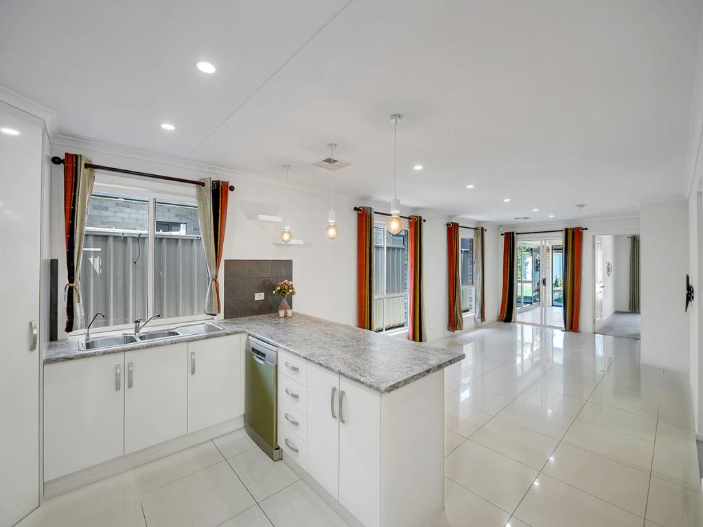 4a Kanowna St, Gilles Plains, SA 5086