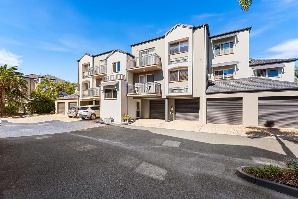 81/88-98 Limetree Pde, Runaway Bay, QLD 4216