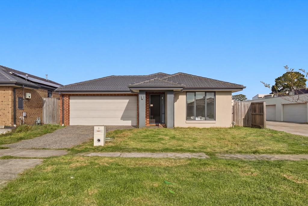 4 Guineas St, Cranbourne East, VIC 3977