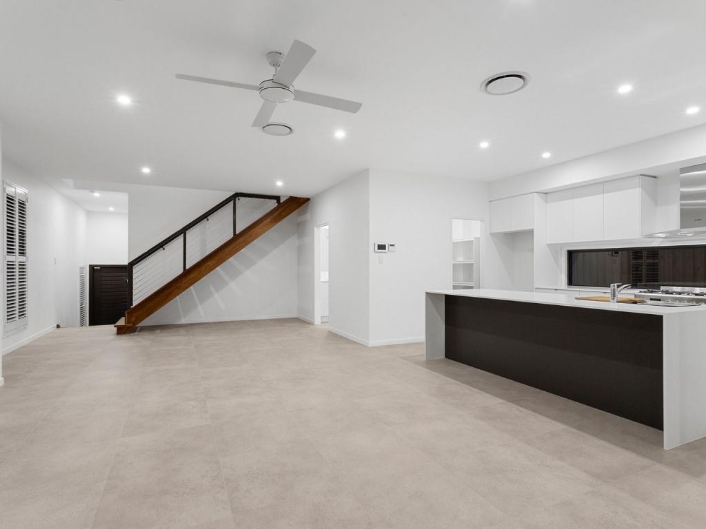 22 Belinda Ct, Brookwater, QLD 4300