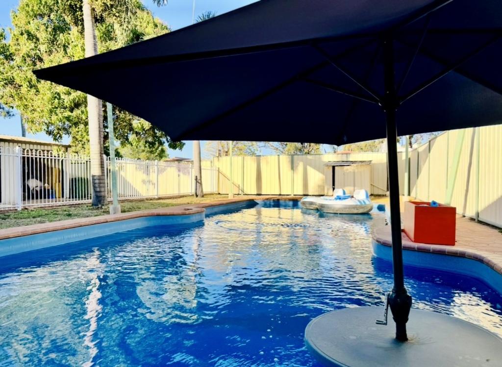 4 Laver St, Moranbah, QLD 4744
