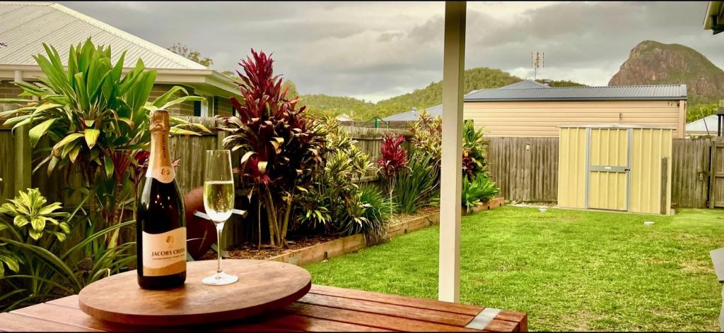 1/25 Clark Ave, Glass House Mountains, QLD 4518