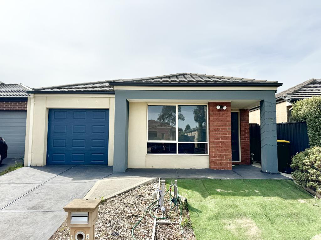 13 Heathcote Rd, Manor Lakes, VIC 3024