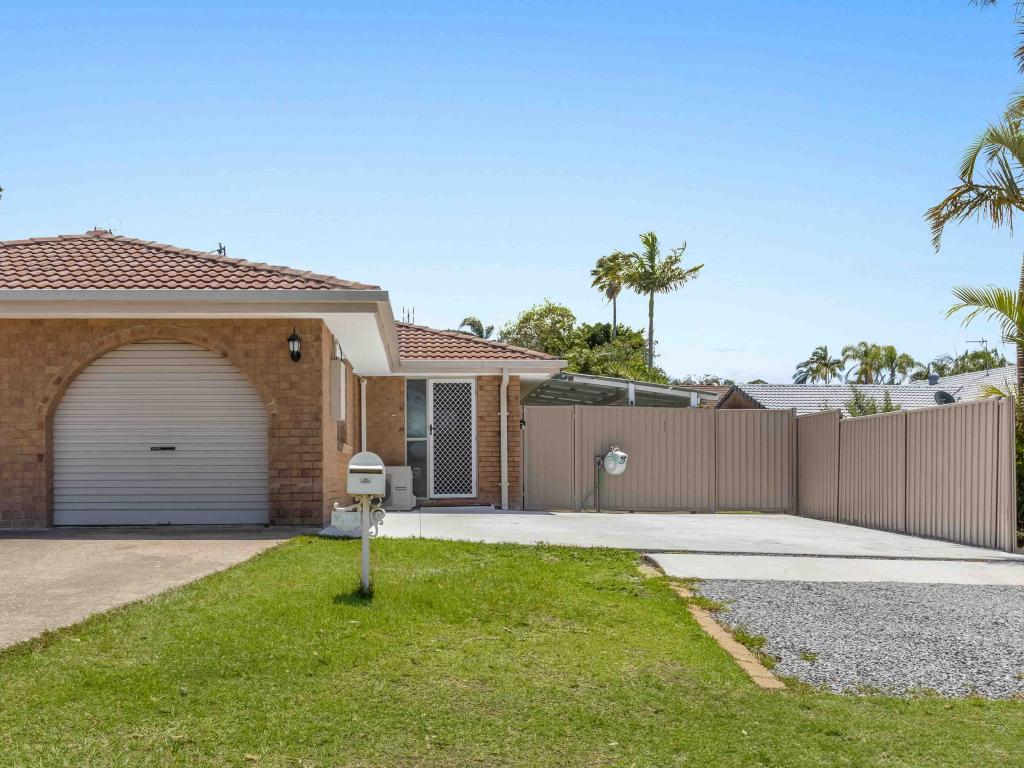 1/216 Olsen Ave, Arundel, QLD 4214