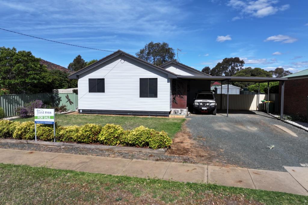 49 Victoria St, Rochester, VIC 3561