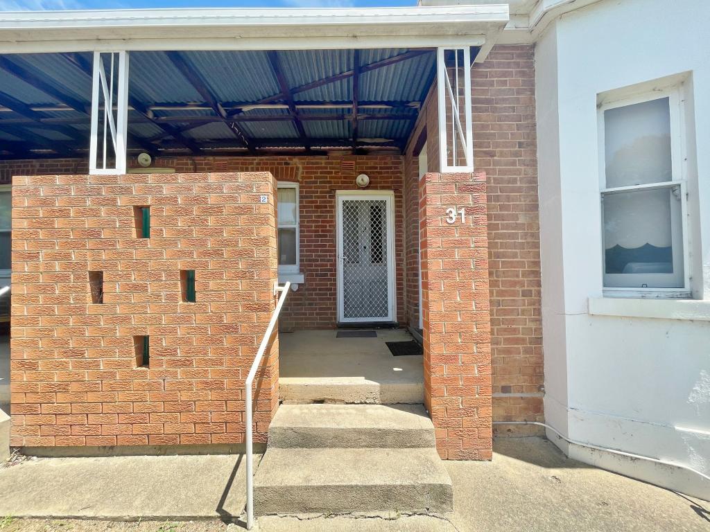 2/31 Wombat St, Young, NSW 2594