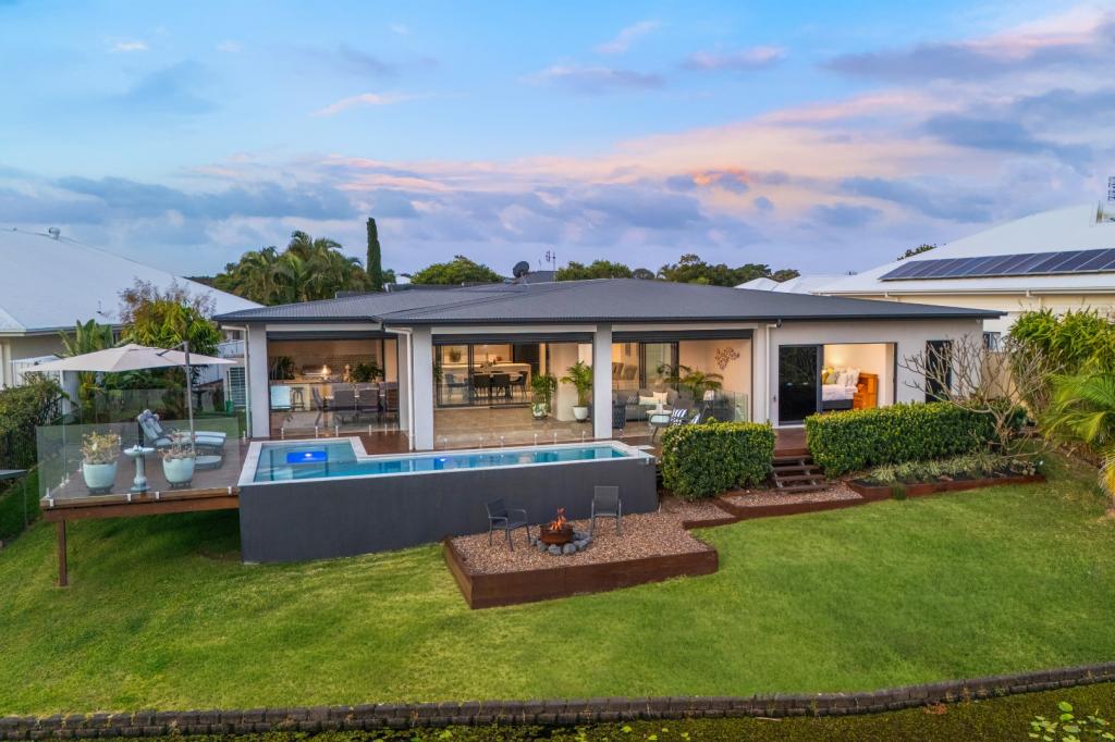 5 Millennium Cct, Pelican Waters, QLD 4551