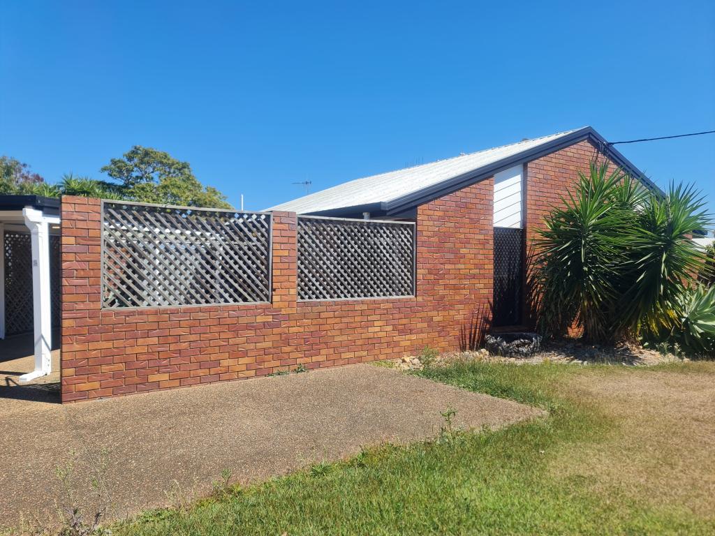 2/1 Donald Smith Dr, Bundaberg East, QLD 4670