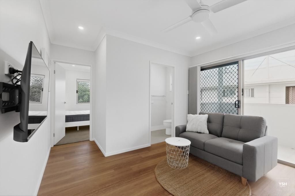 4/4 NGORO RD, SLACKS CREEK, QLD 4127