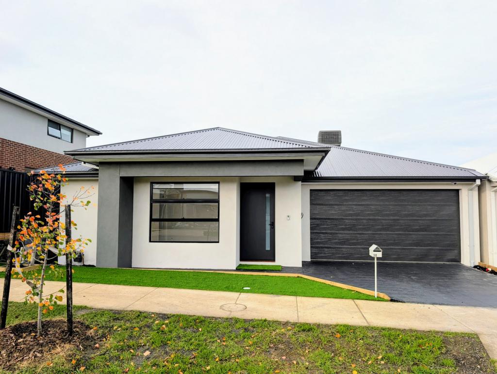 30 Kestrel St, Kalkallo, VIC 3064