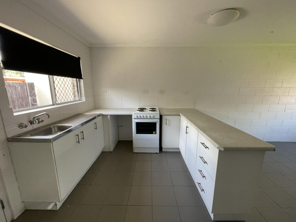 1/17 Pioneer St, Manoora, QLD 4870