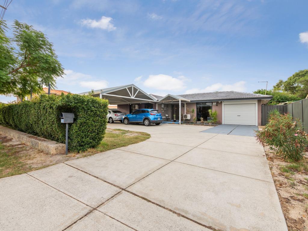 18 Elizabeth St, East Cannington, WA 6107