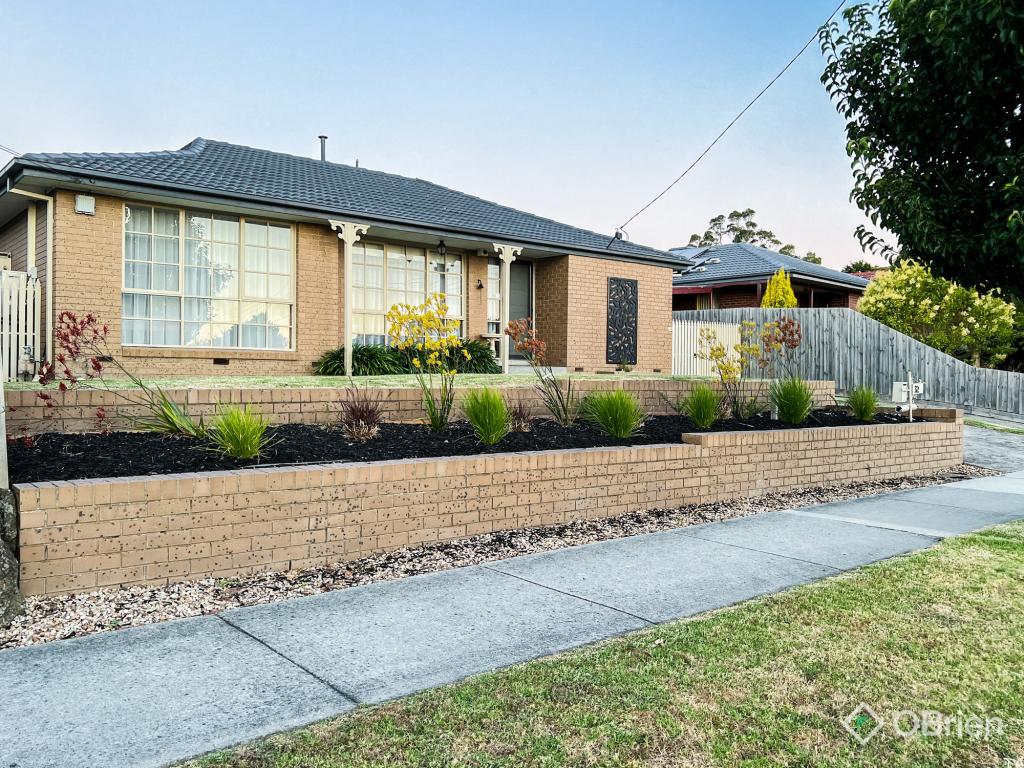 32 Meadow Wood Walk, Narre Warren, VIC 3805