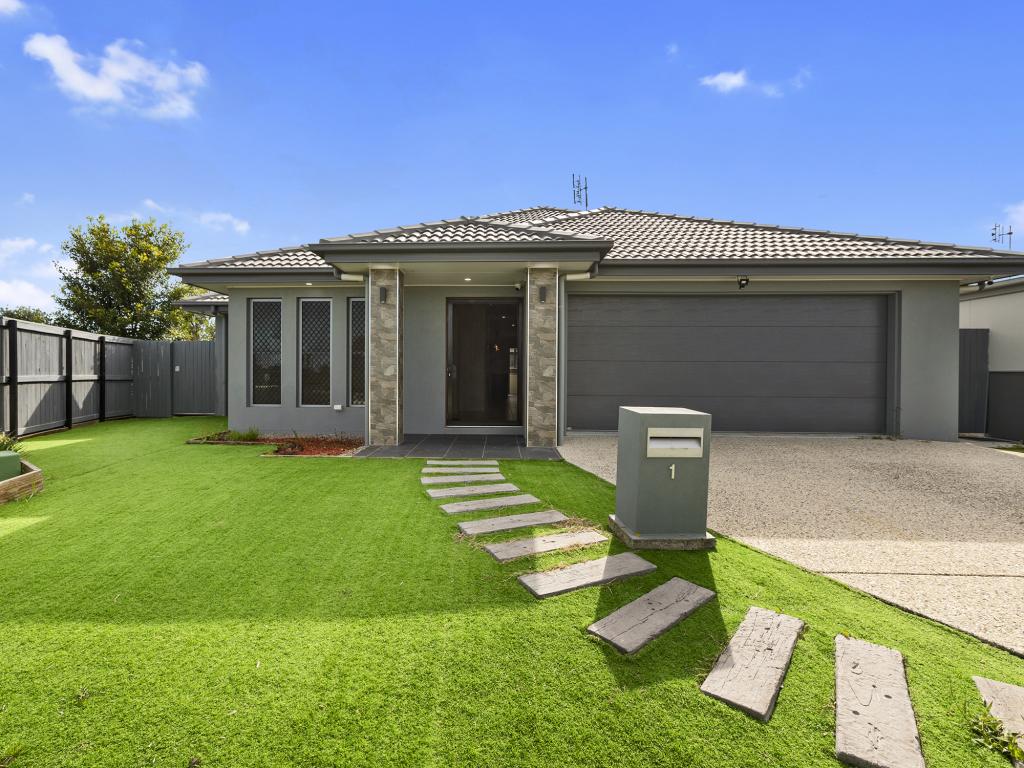 1 Finnegan St, Palmview, QLD 4553