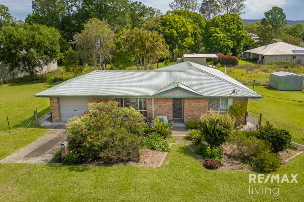 4 Gloucester St, Woodford, QLD 4514