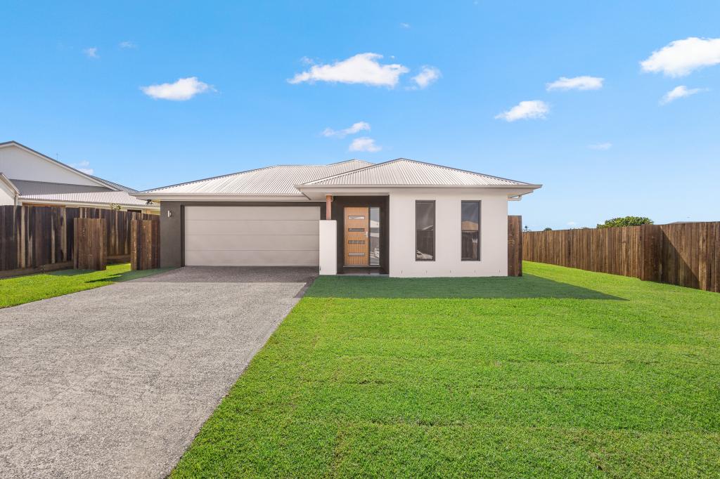 4 Golf View Dr, Coral Cove, QLD 4670