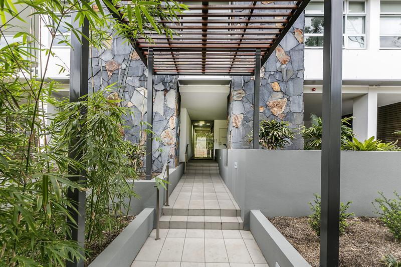 206/25 Goodwin St, Narrabeen, NSW 2101
