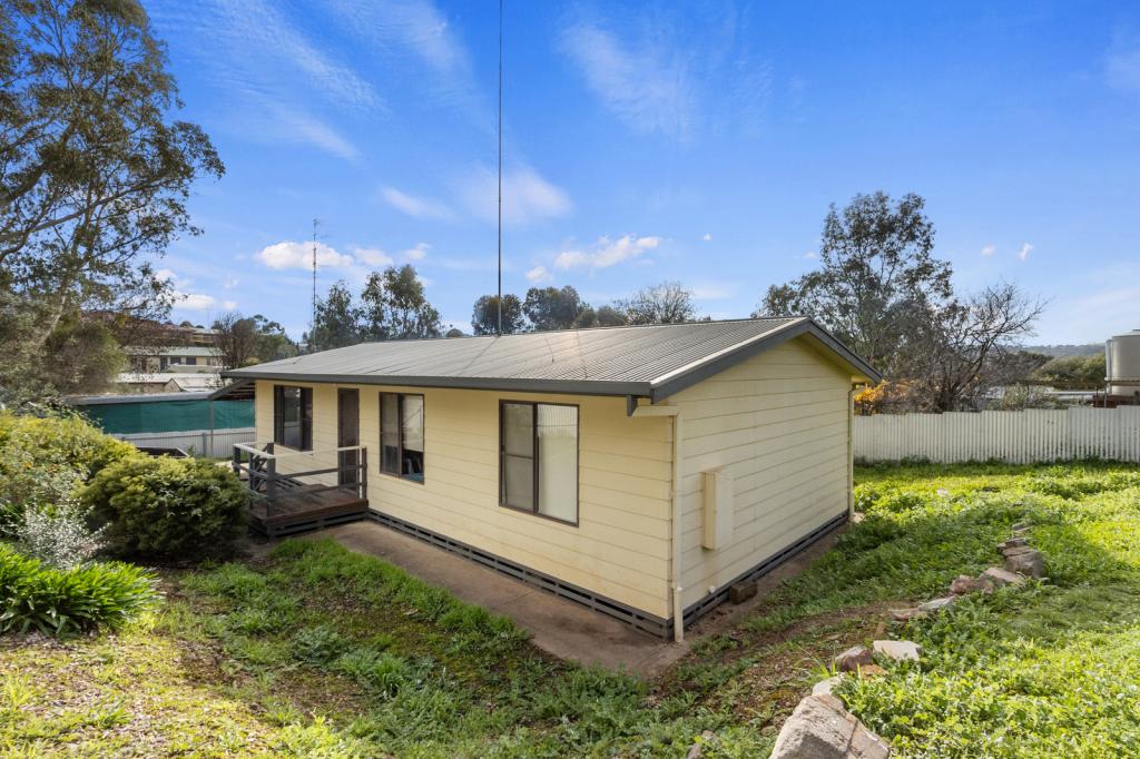 48 Neagles Rock Rd, Clare, SA 5453
