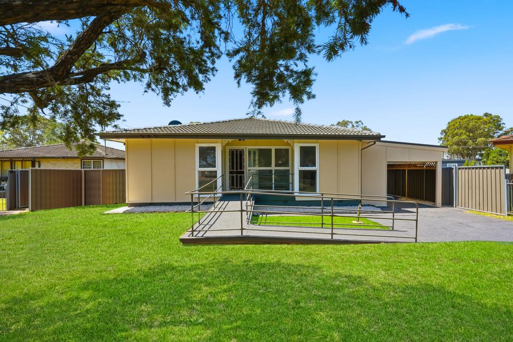 61 Marquesa Cres, Lethbridge Park, NSW 2770