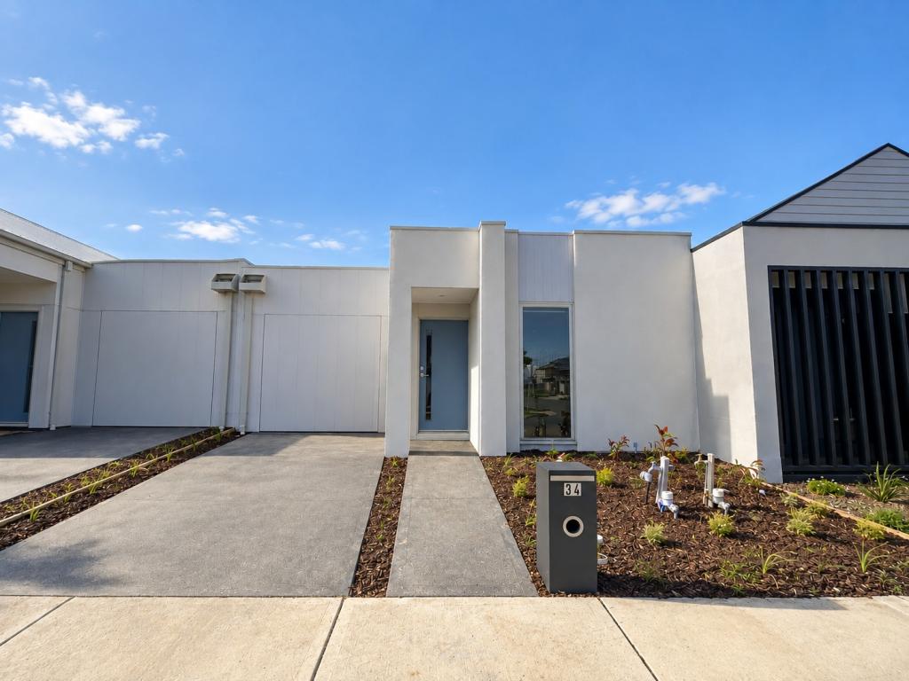 34 Quarter Way, Donnybrook, VIC 3064
