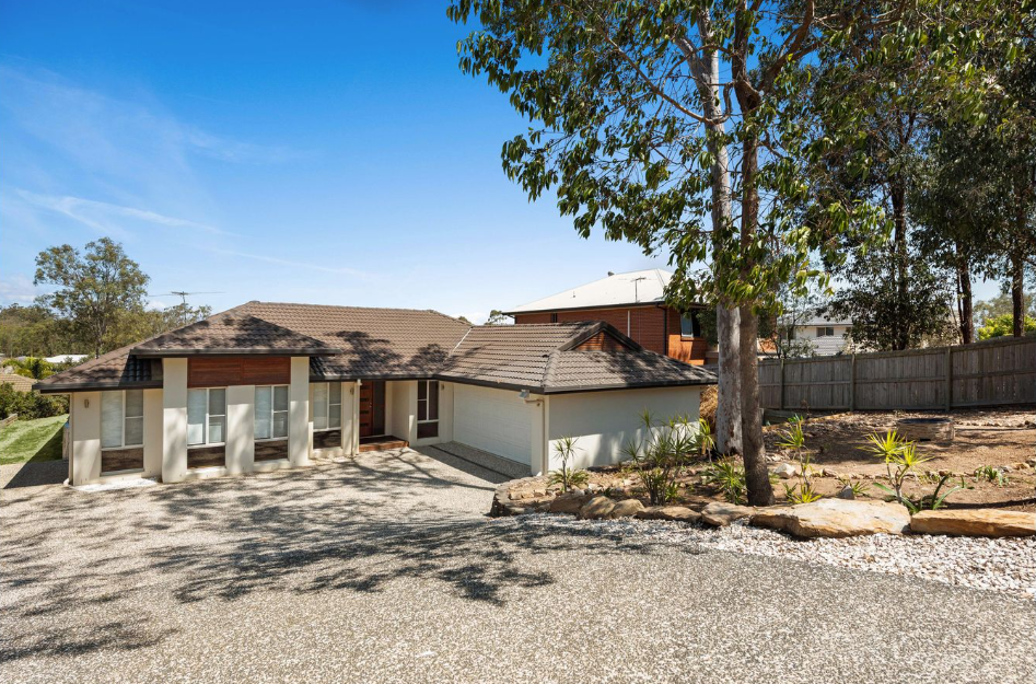 34 Corymbia Cres, Anstead, QLD 4070