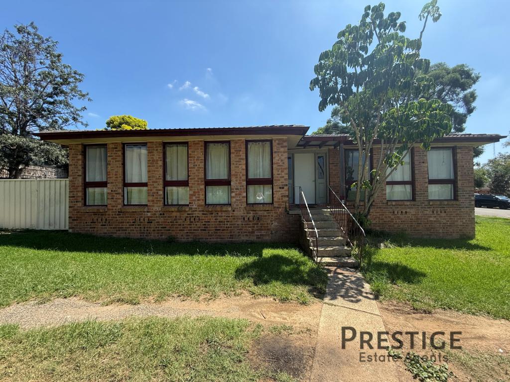 7 FLAVEL ST, SOUTH PENRITH, NSW 2750