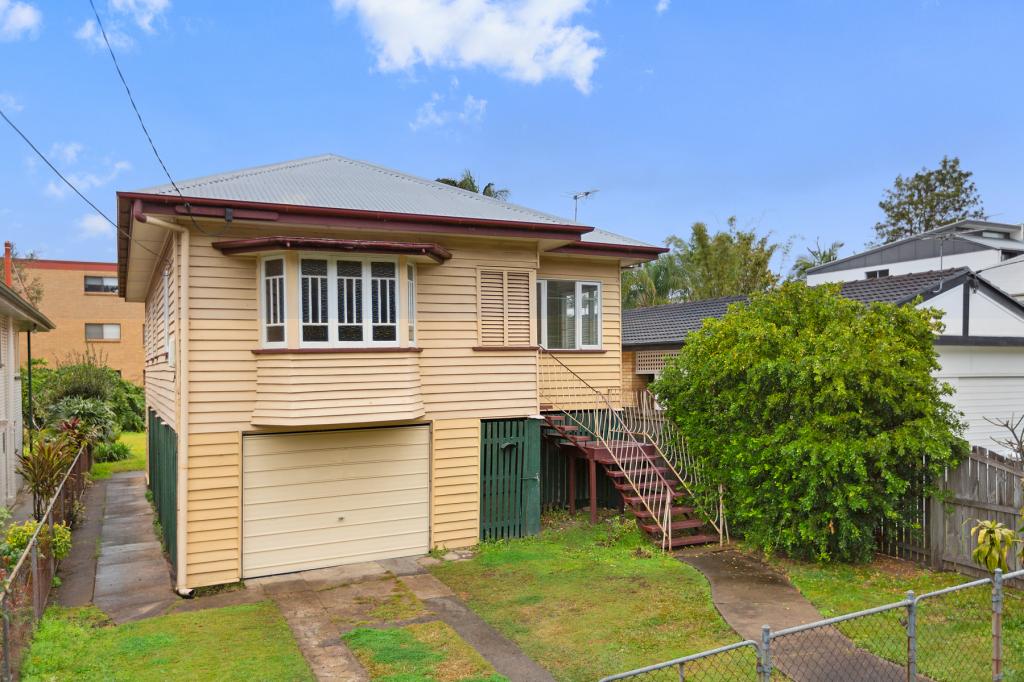 22 Marquis St, Greenslopes, QLD 4120