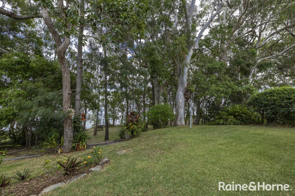 173 Lakes Bvd, Wooloweyah, NSW 2464