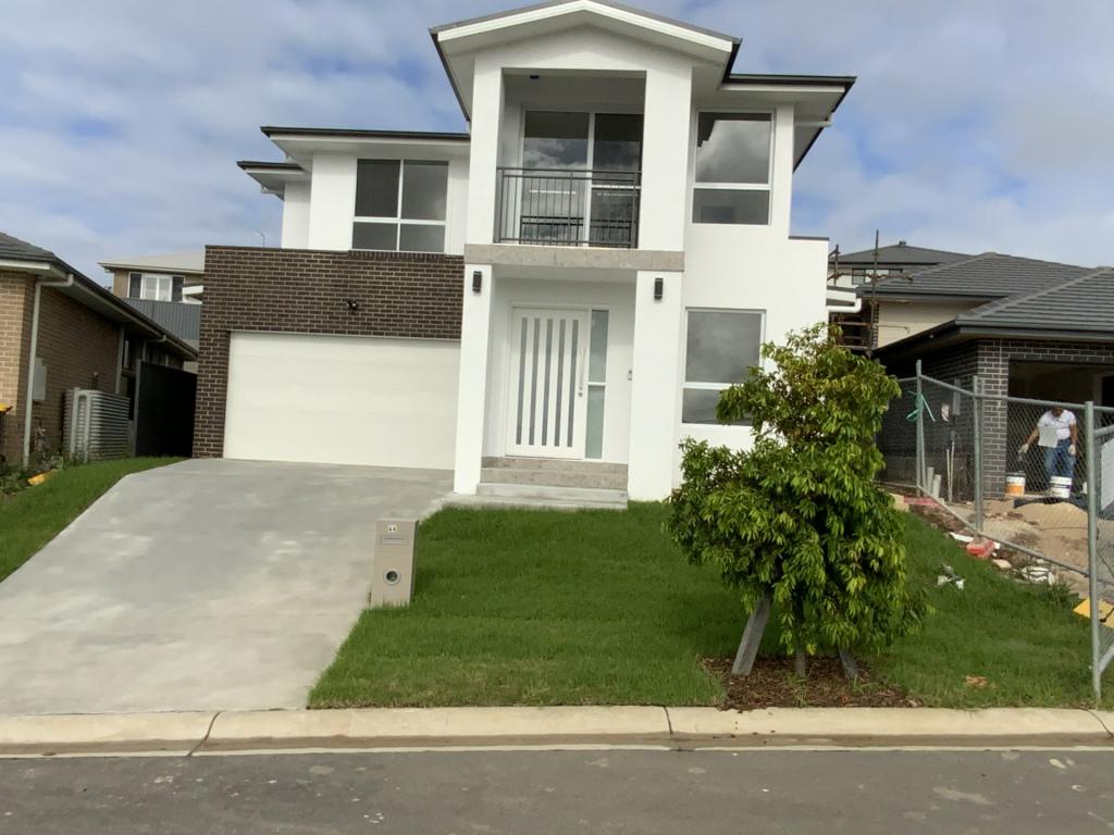 44 Cassio Way, Rosemeadow, NSW 2560